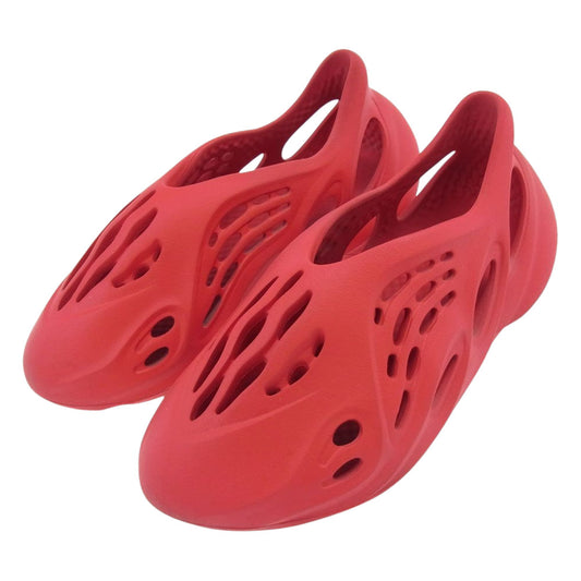 adidas アディダス GW3355 YEEZY Foam Runner Vermilion イージー フォーム ランナー ヴァーミリオン レッド系【中古】
