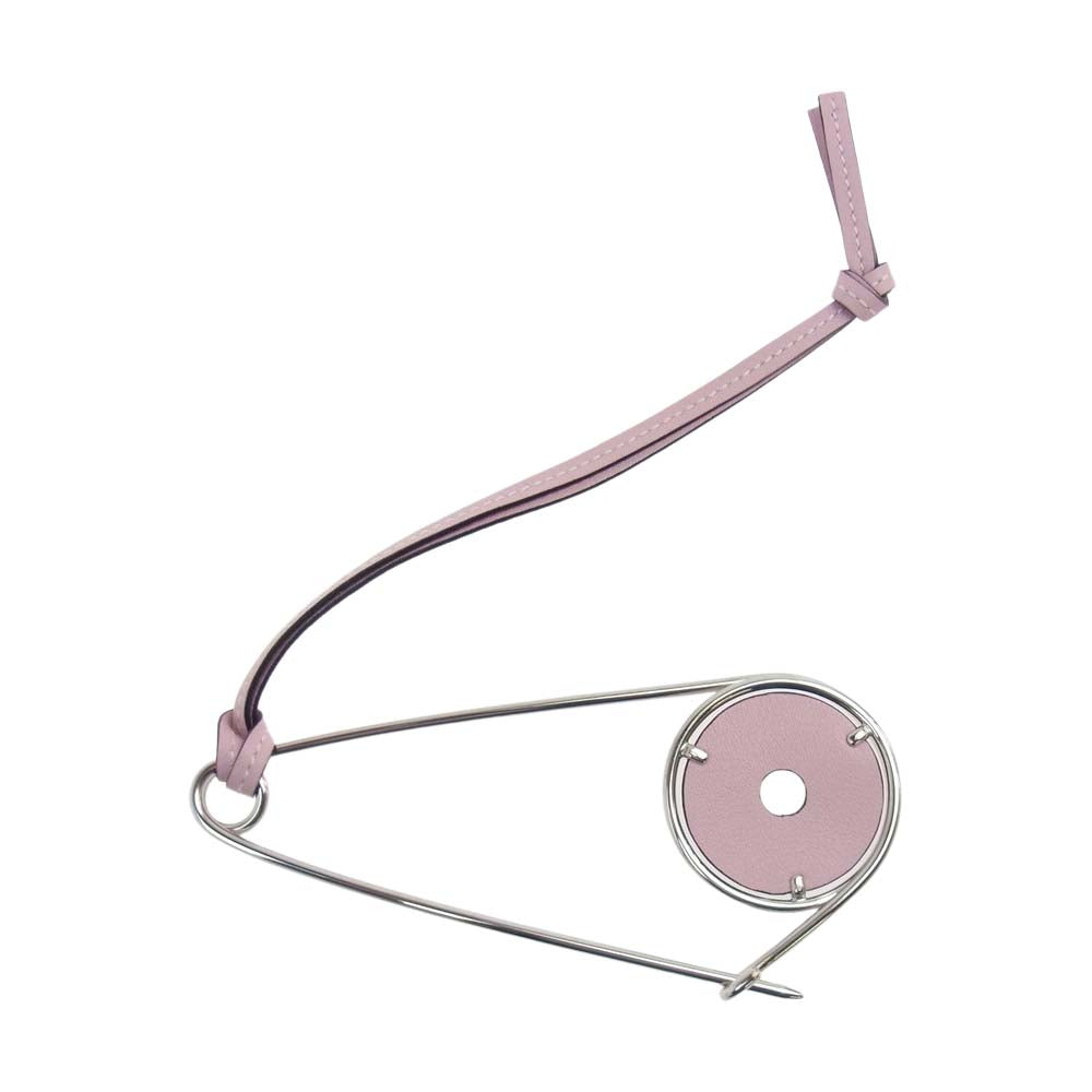 LOEWE ロエベ レザー チャーム付き メカノピン ブローチ ピンク系 シルバー系【極上美品】【中古】