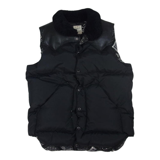 ロッキーマウンテンフェザーベッド The DUFFER of St.GEORGE 別注 レザー ヨーク切替 バンダナ ダウンベスト ブラック系 40【中古】