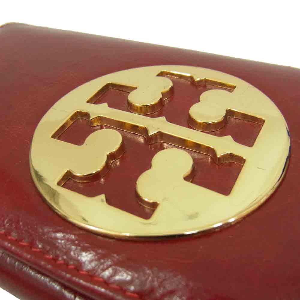 Tory Burch トリーバーチ レザー フラップ メタルロゴ ウォレット 財布 レッド系【中古】