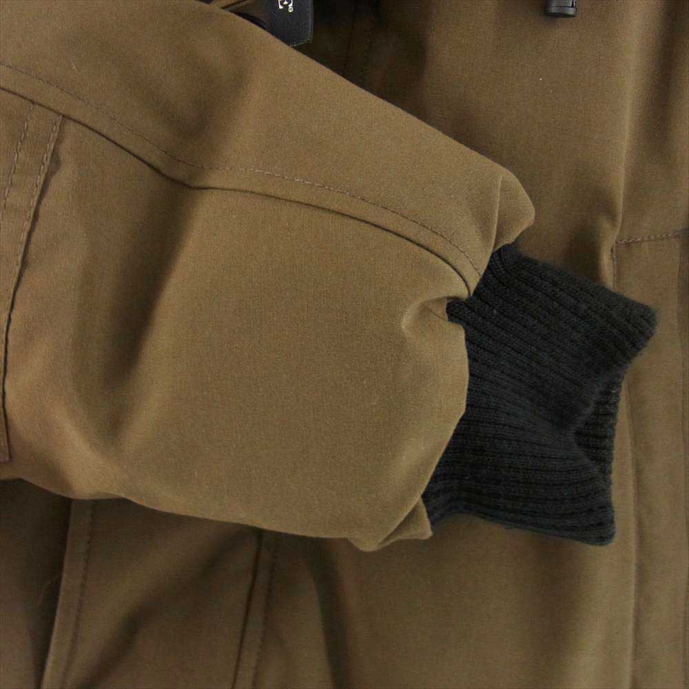 CANADA GOOSE カナダグース 7958JM 国内正規品 グリフィンタグ LABRADOR ラブラドール ファーフード付き ダウンジャケット ミリタリーグリーン MM【中古】