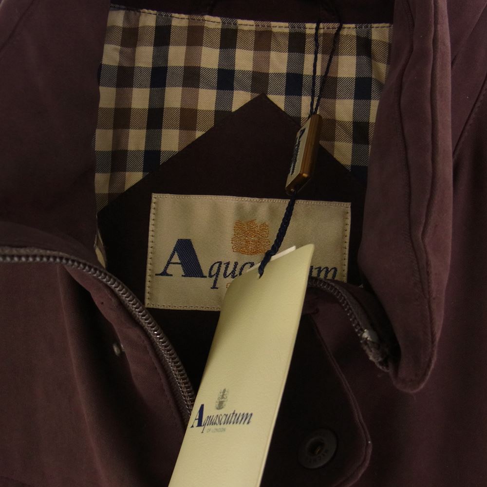 Aquascutum アクアスキュータム 撥水 裏チェック ベスト ワインレッド系 M【中古】