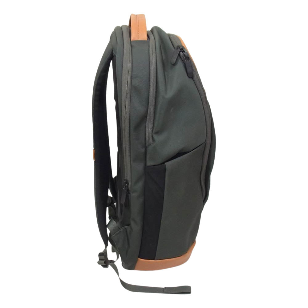 THE NORTH FACE ノースフェイス NM82060 ROAMER DAY ローマー デイ デイパック リュック カーキ系【中古】