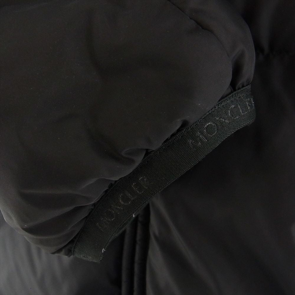 MONCLER モンクレール 18AW D20914132085 MONTCLAR モンクラー フードロゴ ダウンジャケット ブラック系 2【中古】