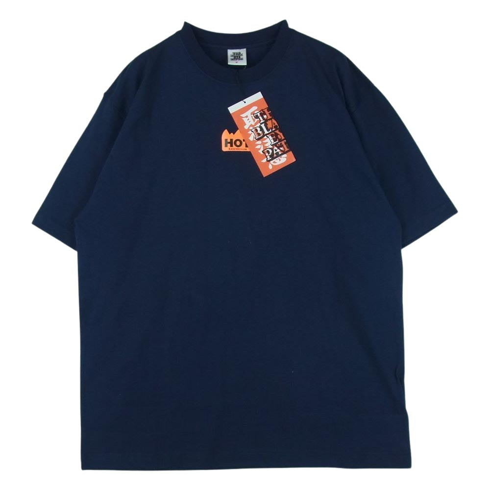 ブラックアイパッチ BEPFW21TE07 HOTロゴ TEE 半袖 Tシャツ ネイビー系 NAVY M【新古品】【未使用】【中古】