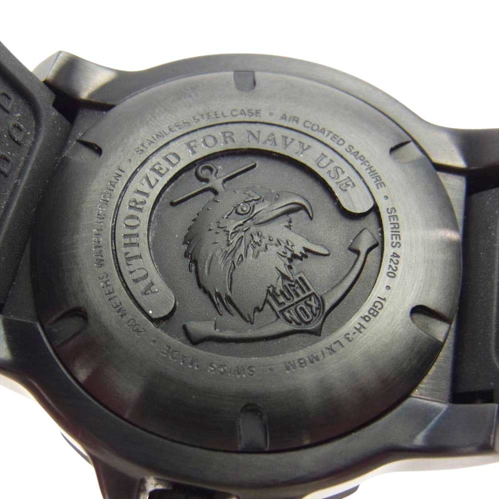 LUMINOX ルミノックス AUTHORIZED FOR NAVY USE ANU 4200 SERIES ダイバーズ ウォッチ 腕時計 クォーツ ブラック系【中古】