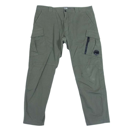 C.P.Company シーピーカンパニー 11CMPA226A 005529G Spodnie materia?owe Cargo テーパード カーゴパンツ カーキ系 52【中古】