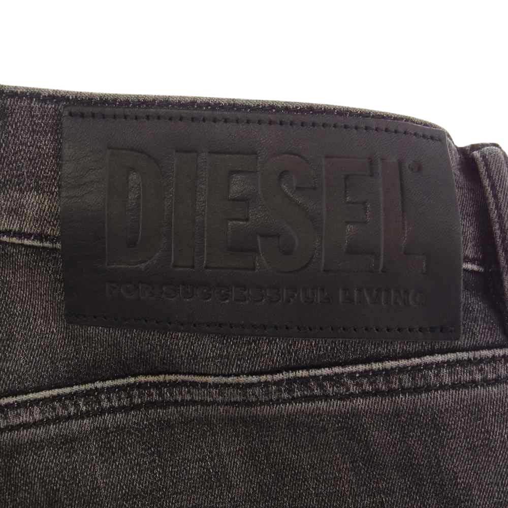 DIESEL ディーゼル D-STRUKT-T JOGG JEANS SWEAT PANTS ジョグジーンズ ディストラクト クラッシュ加工 スウェット デニムパンツ ブラック系 36【中古】