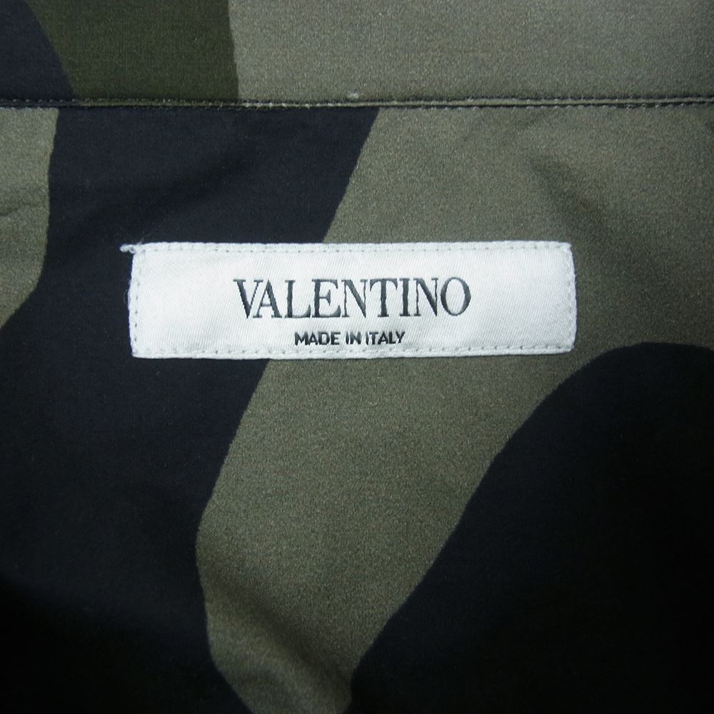VALENTINO ヴァレンティノ カモフラージュ カモ柄 スナップボタン シャツ カーキ系 40【中古】