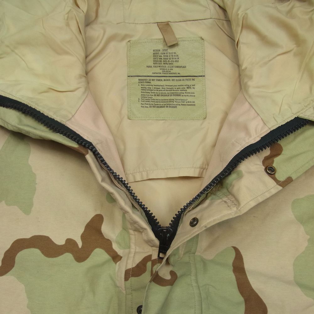 米軍 02'S ECWCS GORE-TEX COLD WEATHER PARKA DESERT CAMOUFLAGE コールド ウェザー パーカ ゴアテックス ミリタリー ジャケット ベージュ系 ライトグリーン系 M MEDIUM - SHORT【中古】