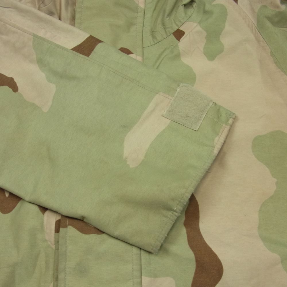 米軍 02'S ECWCS GORE-TEX COLD WEATHER PARKA DESERT CAMOUFLAGE コールド ウェザー パーカ ゴアテックス ミリタリー ジャケット ベージュ系 ライトグリーン系 M MEDIUM - SHORT【中古】