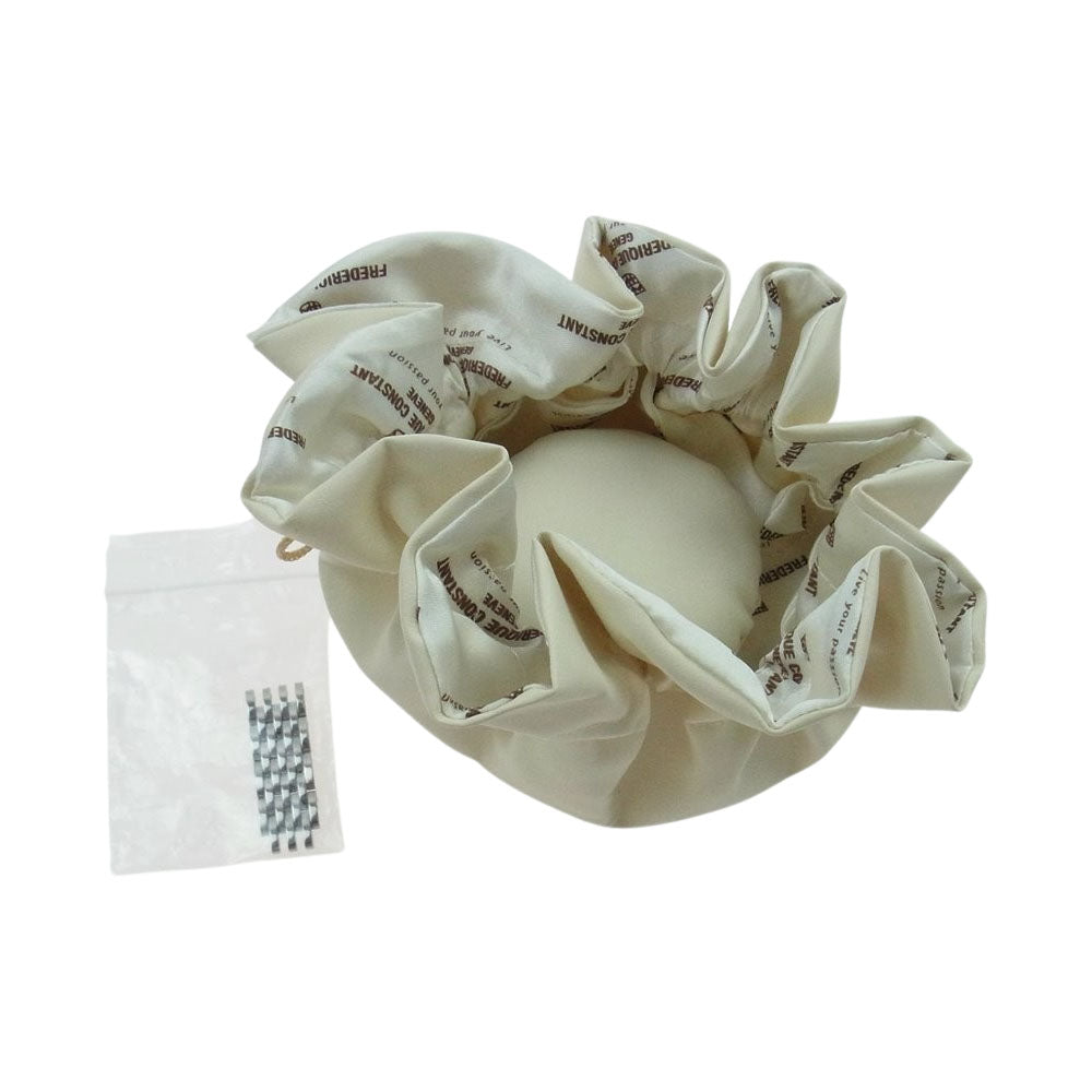 FREDERIQUE CONSTANT フレデリック・コンスタント スリムライン ムーンフェイズ 8P ダイヤモンド レディースクォーツ 腕時計 シルバー系【中古】