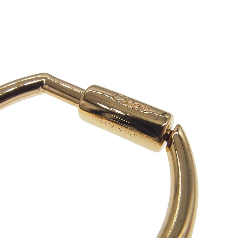 Chloe クロエ イニシャル チャーム キーホルダー  ゴールド系【中古】