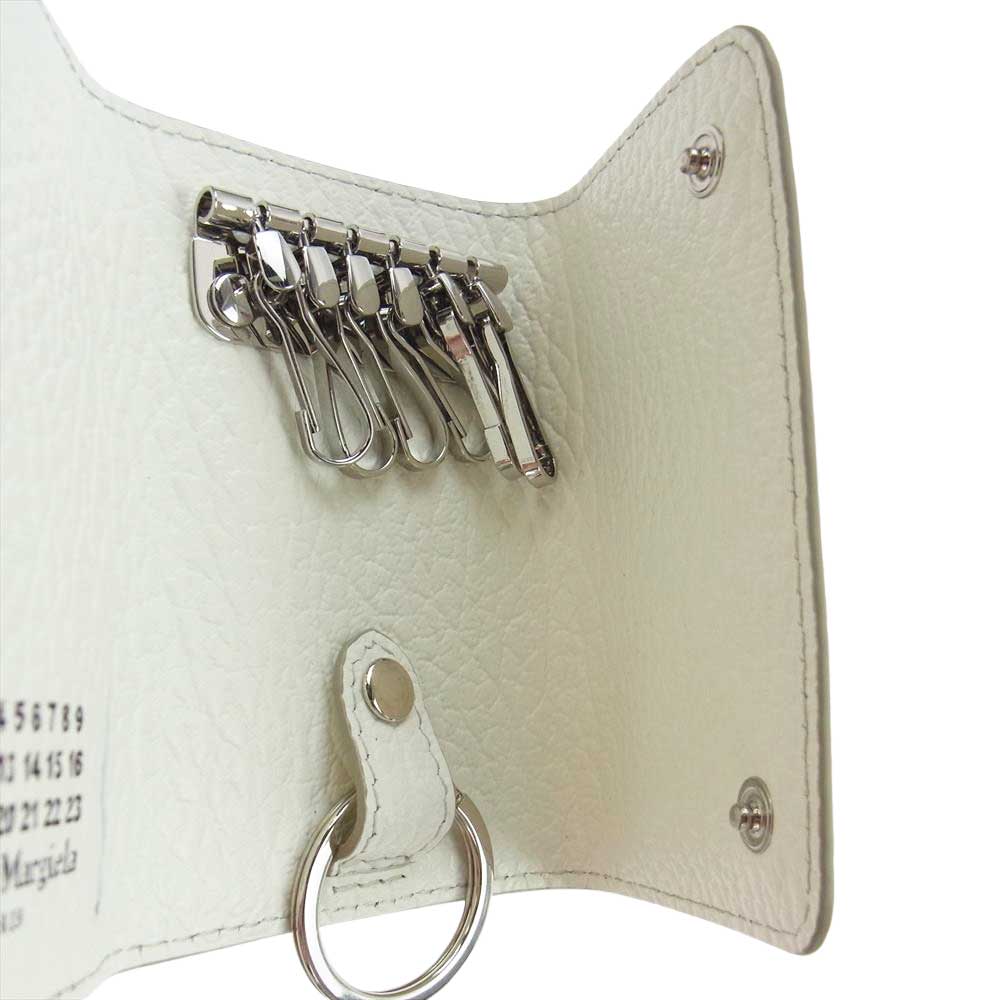 MAISON MARGIELA メゾンマルジェラ  SA3UA0001 P4455 ステッチ 6連 レザー キーケース ホワイト系【美品】【中古】