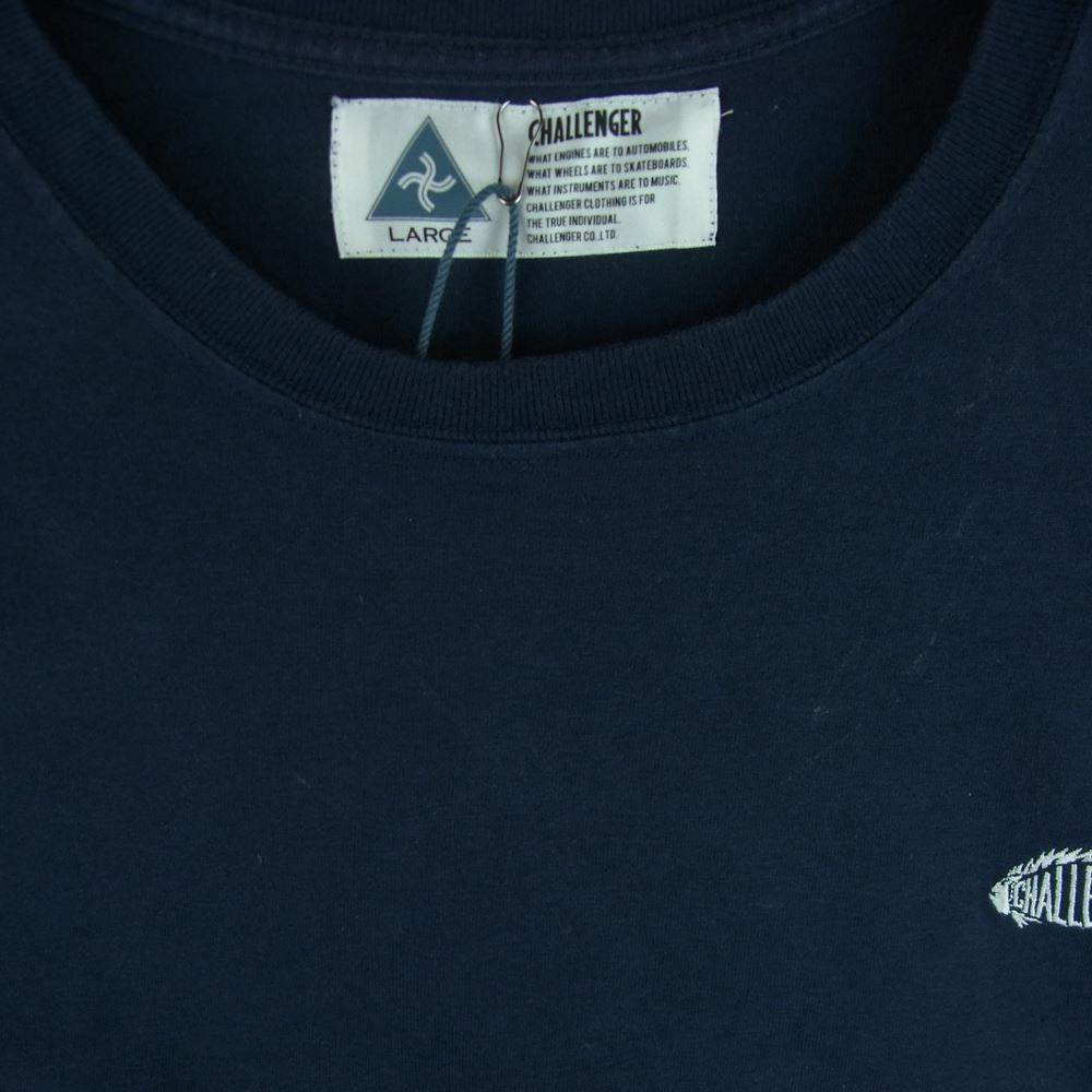 CHALLENGER チャレンジャー CLG-TS 018-17 EM FISH LOGO TEE フィッシュ ボーン ロゴ刺繍 クルーネック 半袖 Tシャツ ネイビー系 L【中古】
