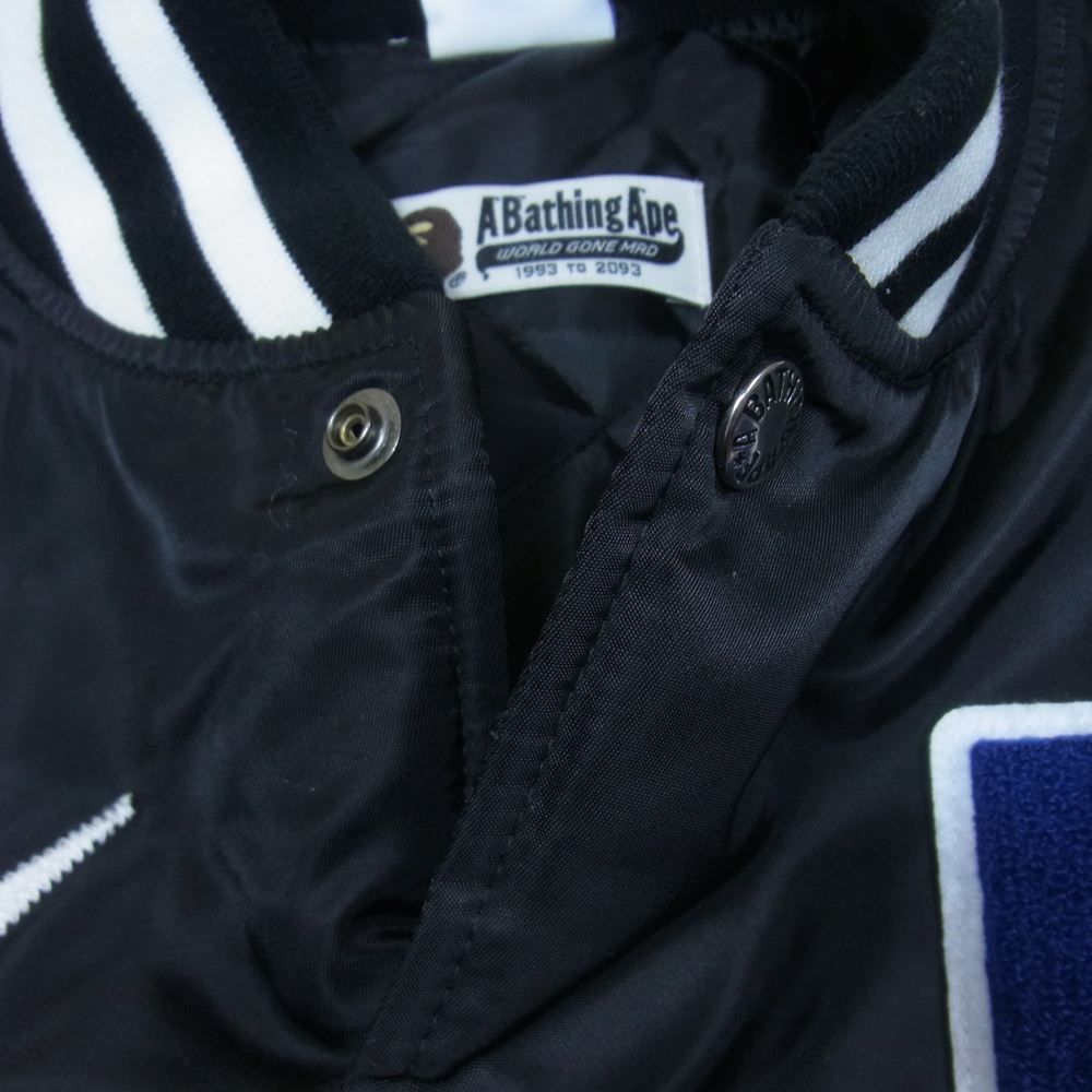 A BATHING APE アベイシングエイプ 001LJG731913X RUSSELL COLLEGE ATHLETIC VARSITY JACKET ラッセル アスレティック パッチワーク スタジアム ジャケット スタジャン  ブラック系 M【中古】