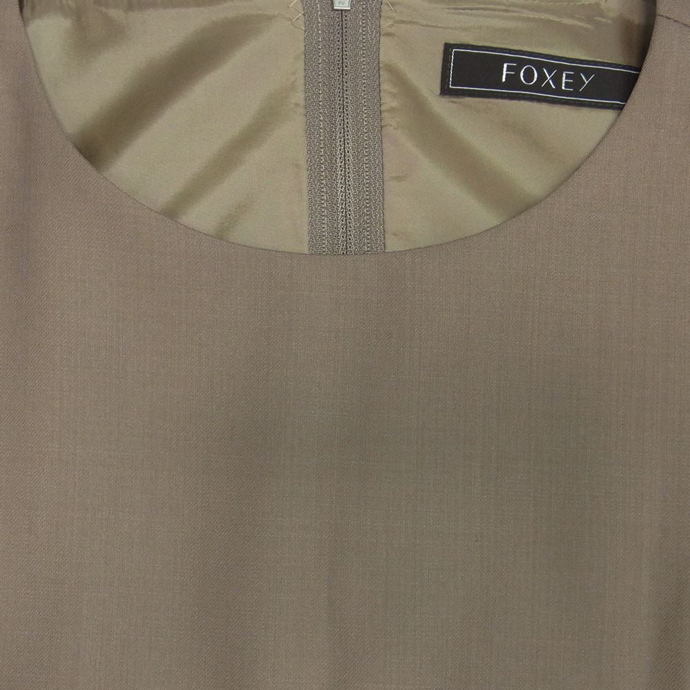FOXEY フォクシー 36296-AOFZ17K 国内正規品 ノースリーブ ワンピース グレイッシュベージュ系 38【中古】