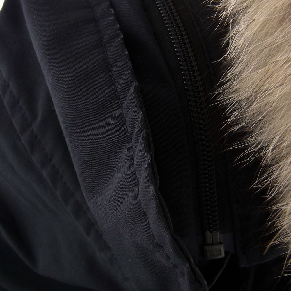 CANADA GOOSE カナダグース 2302JL R 国内正規品 グリフィンタグ MACKENZIE PARKA マッケンジーパーカー ダウンジャケット ダークネイビー系 M【中古】