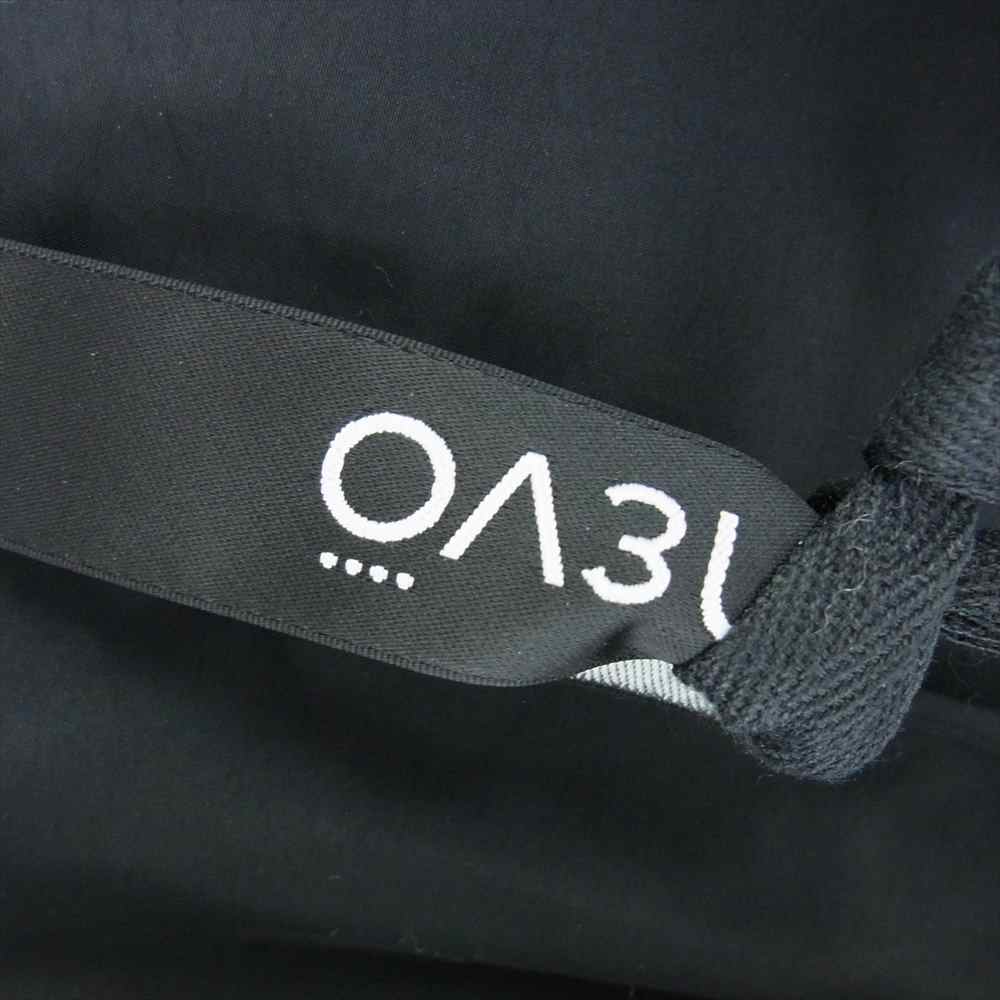 イーヴォ OSTUNI ベルテッド　コート ホワイト系 ブラック系 42【新古品】【未使用】【中古】