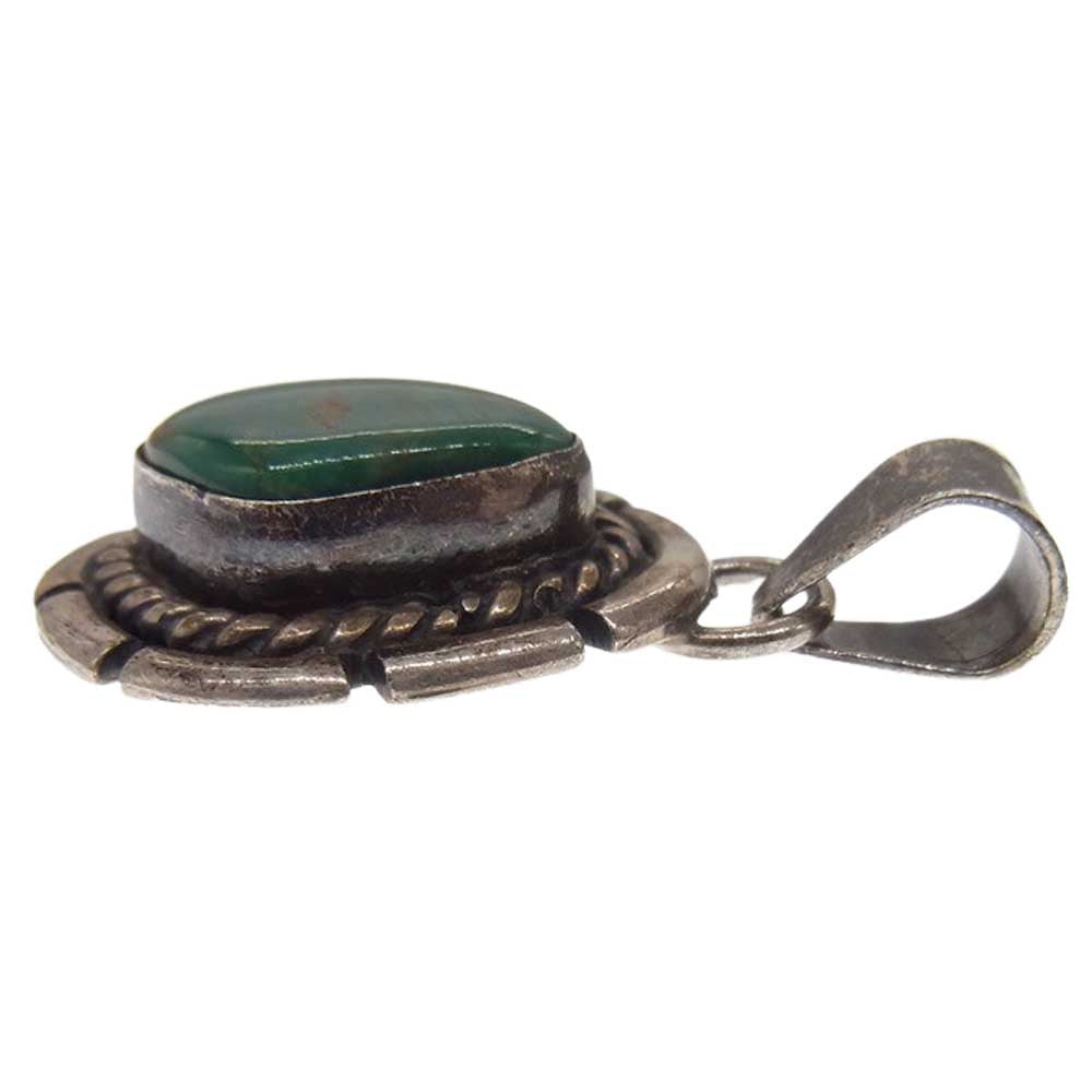 ナバホ族 スターリングシルバー 石付き ペンダントトップ シルバー系【中古】