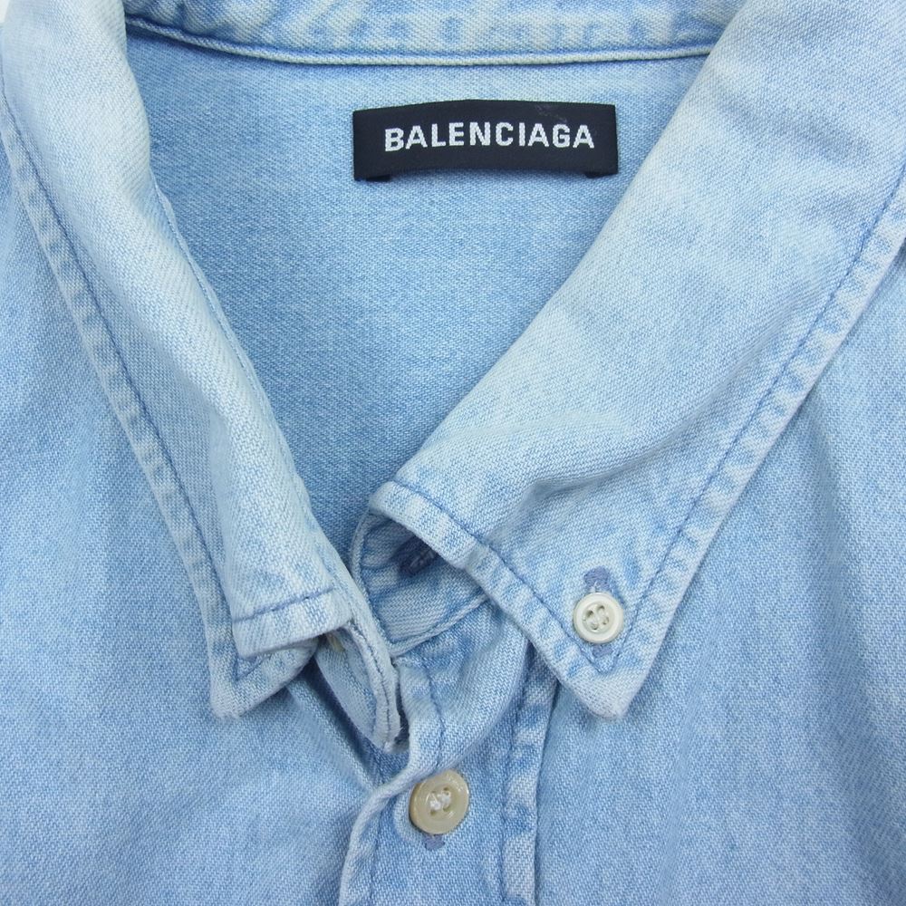 BALENCIAGA バレンシアガ 19SS 557578 TYE24 8491 Back Logo Denim Shirt バレンシアガ バックロゴ デニム シャツ オーバーサイズ ビッグシルエット ボタンダウン インディゴ インディゴブルー系 39【中古】