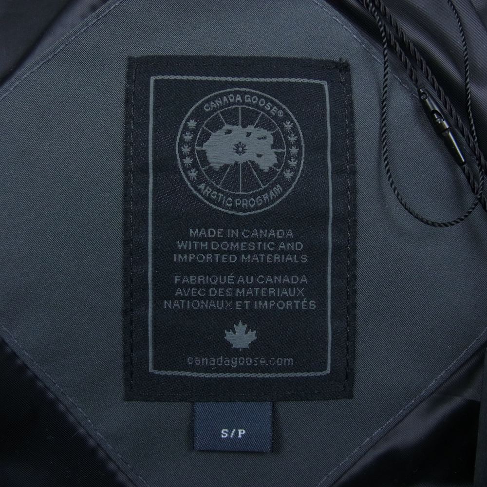 CANADA GOOSE カナダグース 3204LB  海外正規品 WHITEHORSE ホワイトホース パーカ コットン ポリエステル ダウン ジャケット ブラック系 S【中古】
