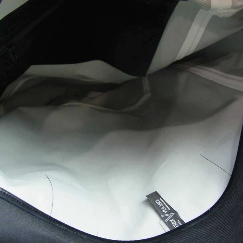 ARC'TERYX アークテリクス VEILANCE ヴェイランス Seque Re-System Tote セキュー 2WAY トート バッグ ブラック系【中古】
