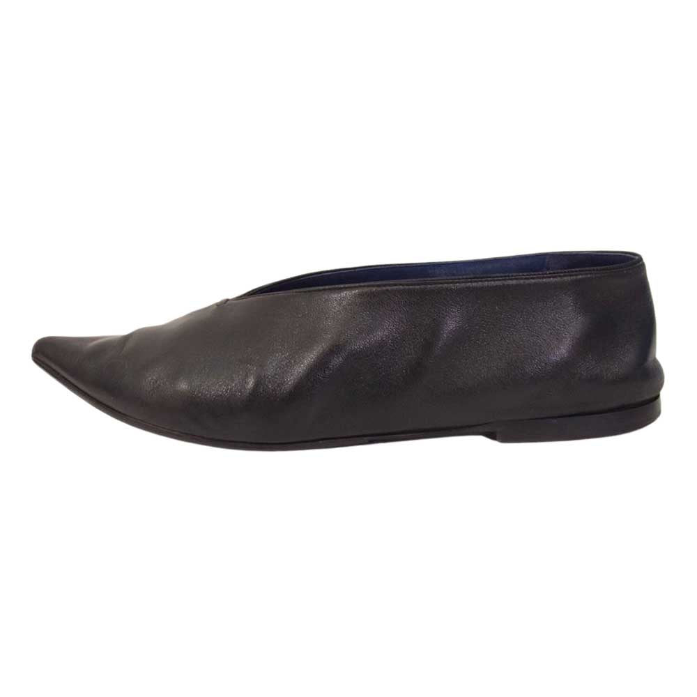 CELINE セリーヌ ポインテッドトゥ レザー フラットシューズ ブラック系 35.5【中古】