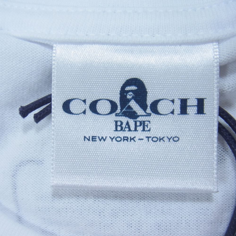 A BATHING APE アベイシングエイプ 1H73109902  × COACH コーチ COLLEGE TEE カレッジ Tシャツ ホワイト系 L【新古品】【未使用】【中古】