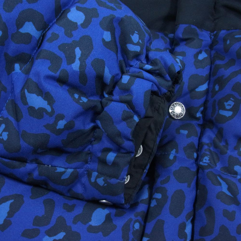 A BATHING APE アベイシングエイプ レオパード ダウン ジャケット ブラック系 ブルー系 XL【中古】