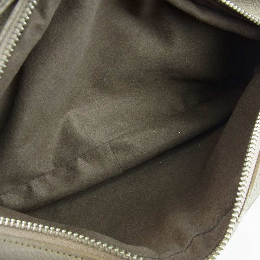 PELLE MORBIDA ペッレモルビダ Maiden Voyage メイデン ヴォヤージュ クラッチバッグ セカンドバッグ トラベルポーチ グレイッシュベージュ系【中古】