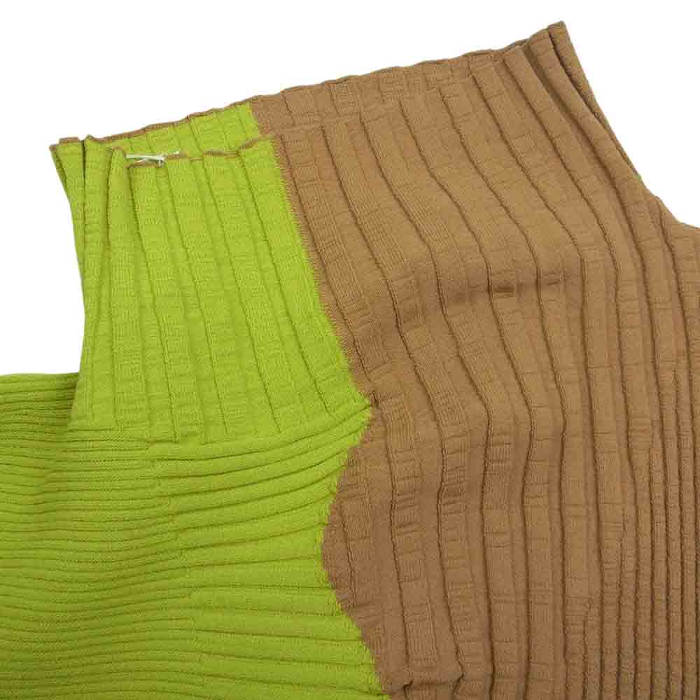 ISSEY MIYAKE イッセイミヤケ IM23KN251 リブ グロウ ハイネック ニット ベージュ系 イエロー系 2【美品】【中古】