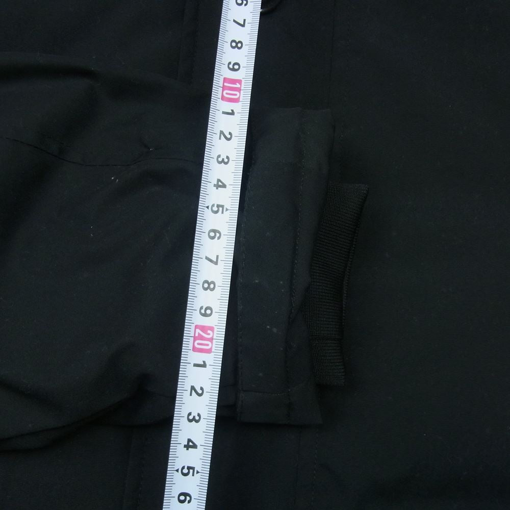 COMME des GARCONS コムデギャルソン 17SS+AD11:AH11 OS-J003 black market ブラック マーケット ロゴ バックプリント 中綿 マウンテン パーカー ジャケット ブラック系 L【中古】