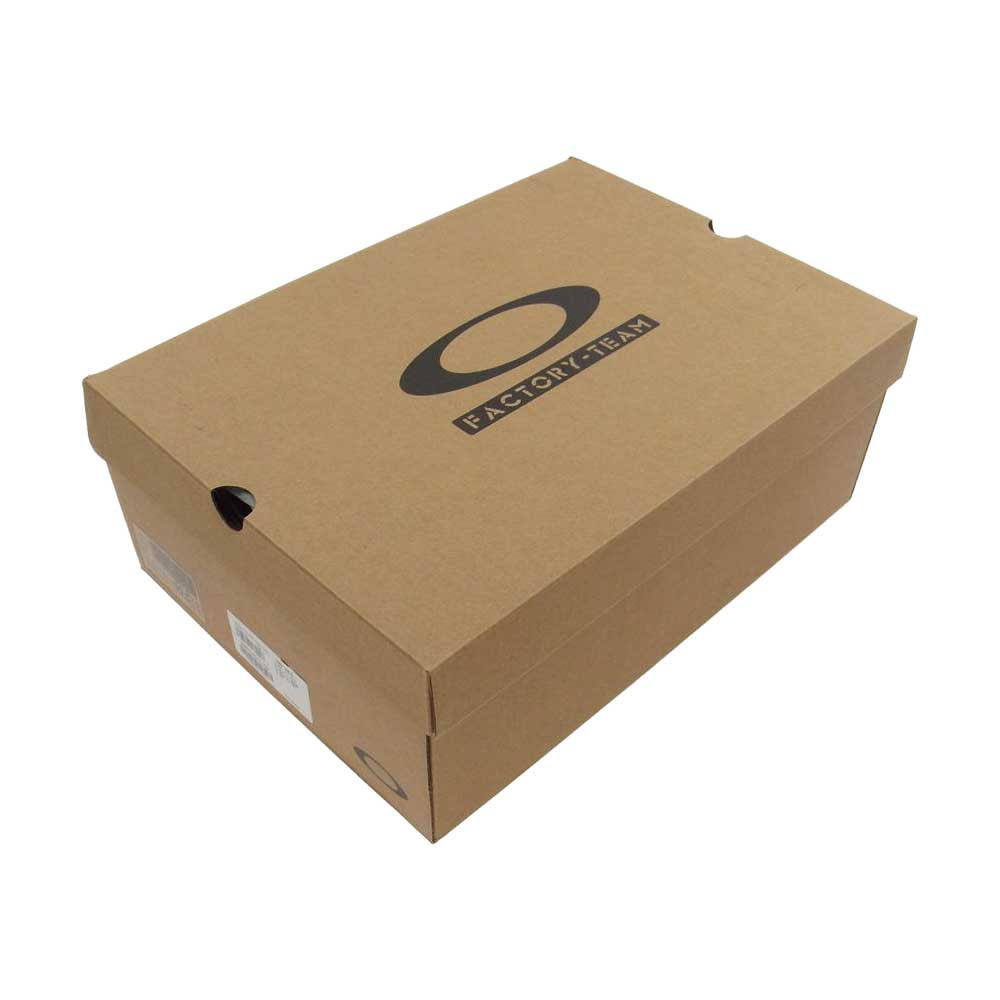 OAKLEY オークリー FACTORY TEAM ファクトリー チーム × BRAIN DEAD ブレインデッド FLESH フレッシュ オフホワイト系 28.5cm【美品】【中古】