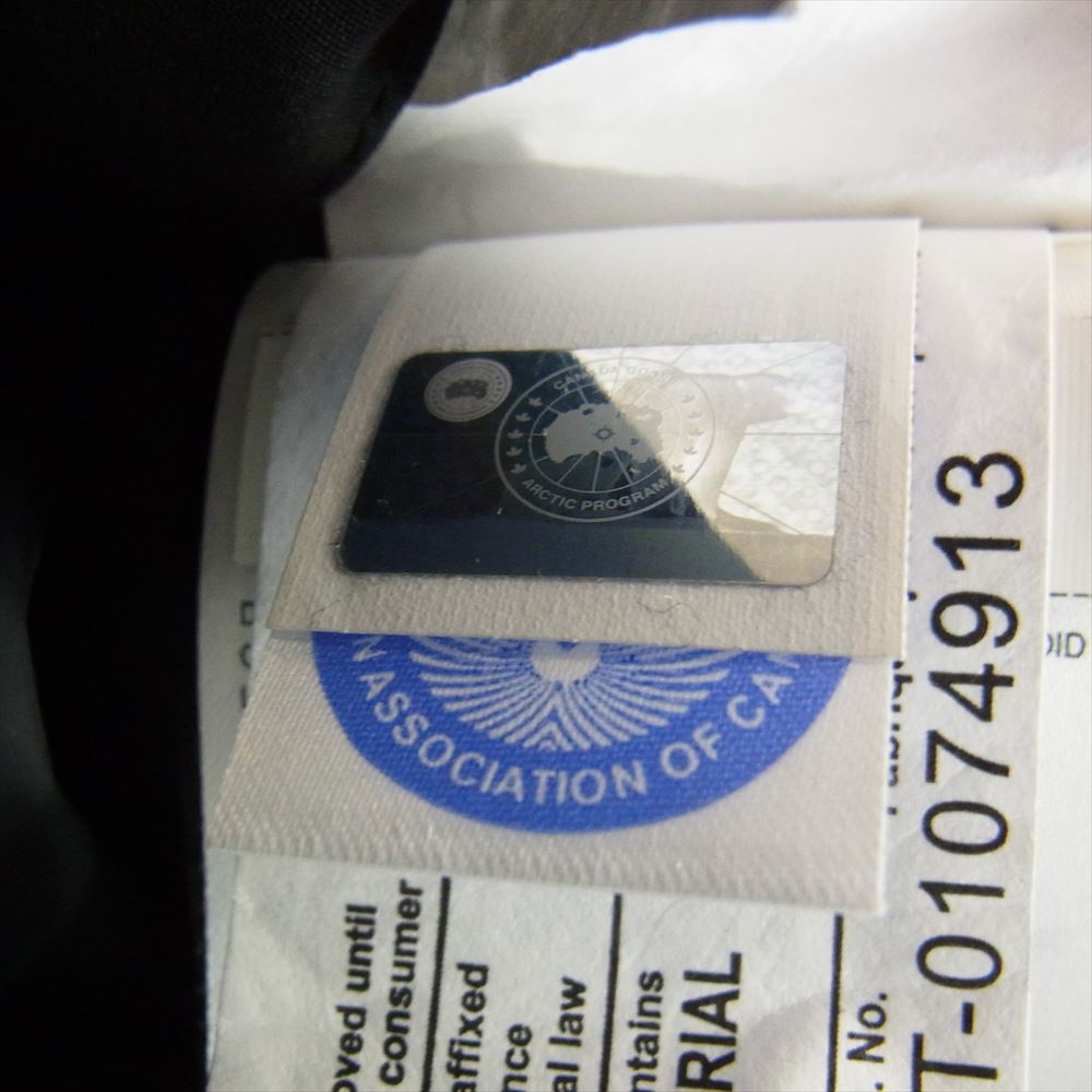 CANADA GOOSE カナダグース 2301JM 国内正規品 サザビーリーグ Russell Parka ラッセル パーカ ダウン ジャケット ブラック系 S【中古】