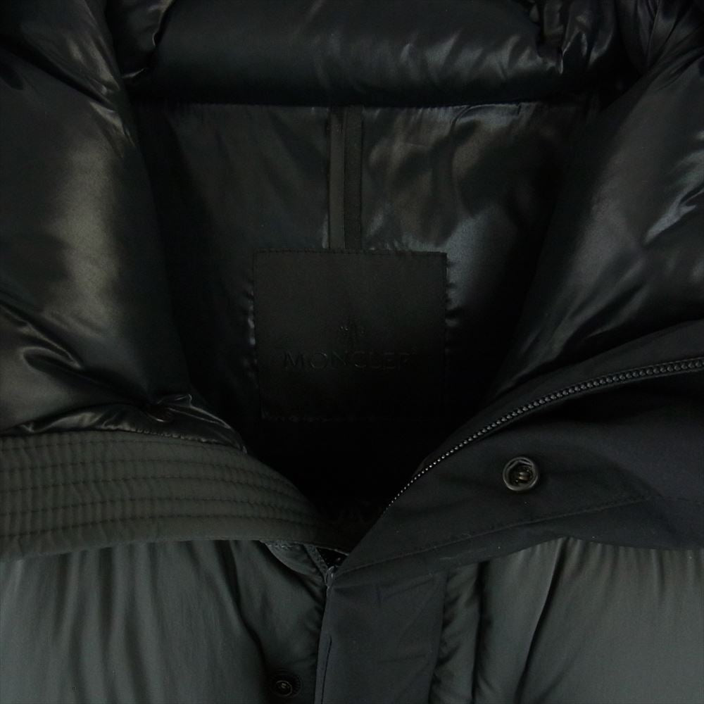 MONCLER モンクレール H20911A0010953333 Madeira マダイラ ショート ダウン ジャケット ブラック系 グレー系 5【中古】