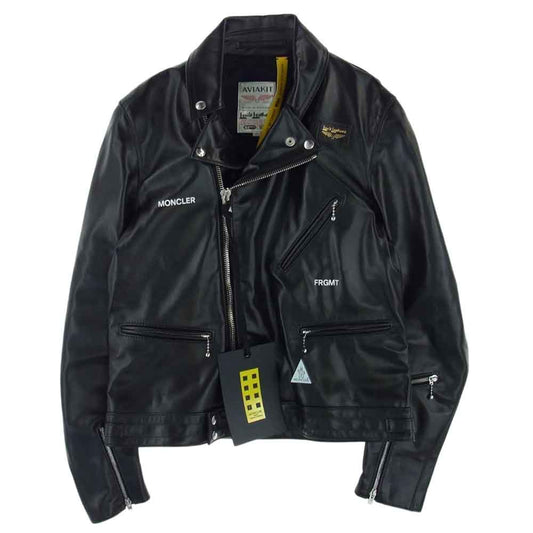 MONCLER モンクレール 21AW G209U1A000225099H  × FRAGMENT × Lewis Leathers DWAYNE CYCLONE フラグメント ルイスレザー ドゥエイン サイクロン ホースハイド ロゴプリント ダブルライダース ジャケット  ブラック系 40 2【新古品】【未使用】【中古】