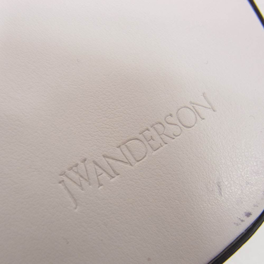 JWアンダーソン NANO CAP BAG レザー ナノ キャップ ショルダーバッグ ホワイト系【中古】