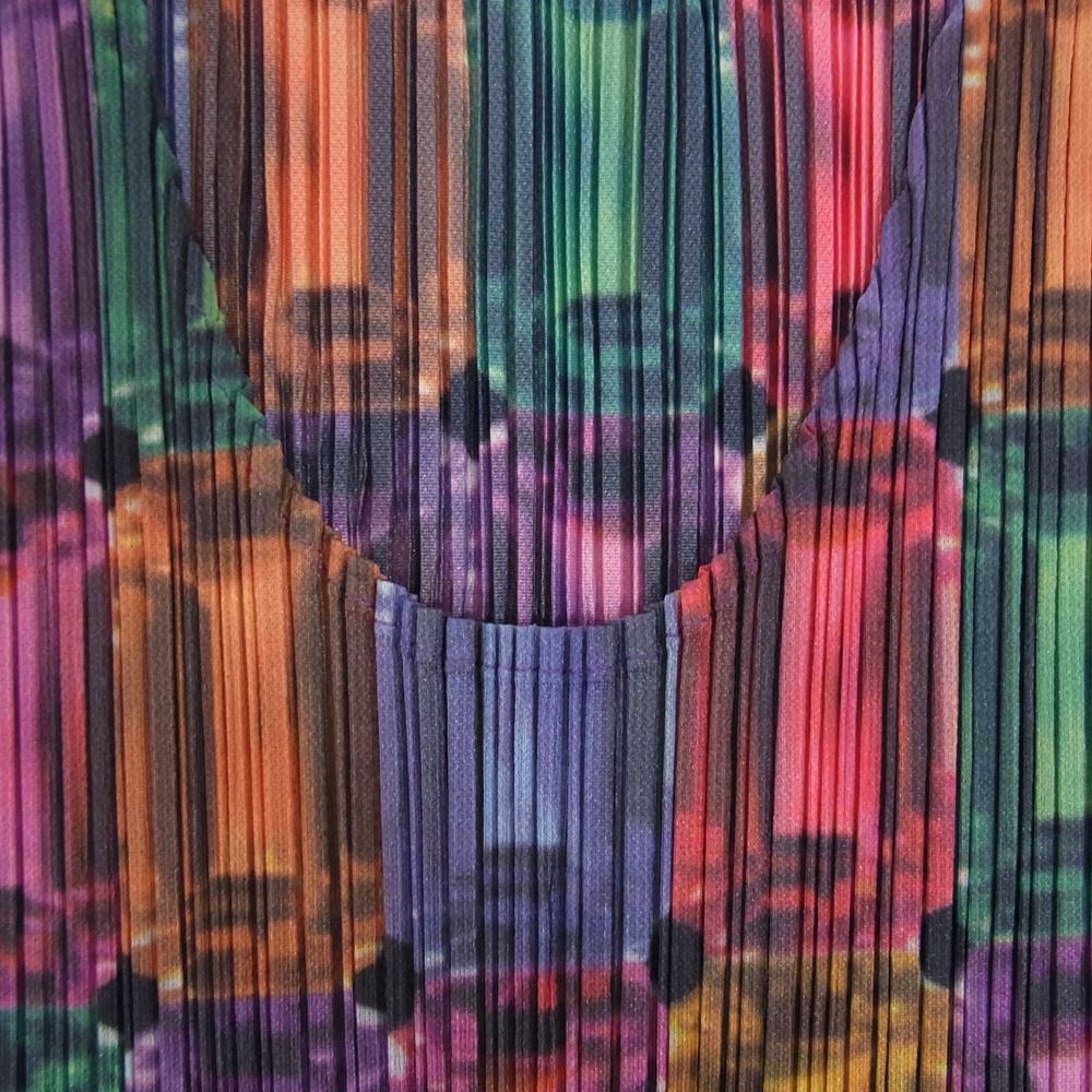 PLEATS PLEASE プリーツプリーズ イッセイミヤケ PP73-JK828 プリーツ加工 宝石 総柄 ノースリーブ カットソー  マルチカラー系 3【中古】