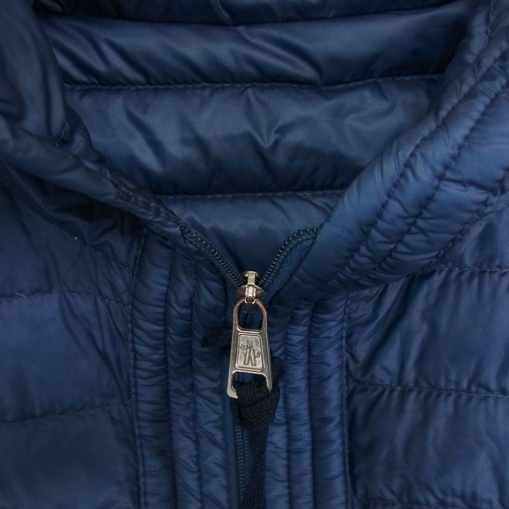 MONCLER モンクレール CELESTIN アームロゴワッペン付 ライト ダウン ジャケット  ブルー系 1【中古】