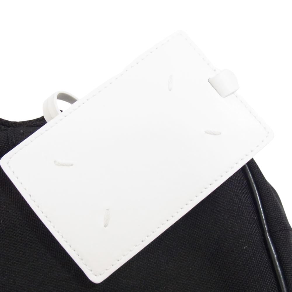 MAISON MARGIELA メゾンマルジェラ パスケース付き MINI CAMERA BAG ミニ カメラ ショルダー バッグ ブラック系【中古】