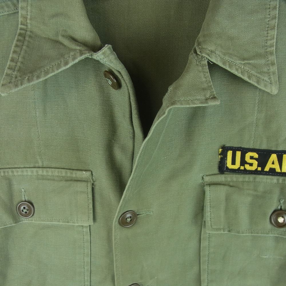 米軍 ヴィンテージ ミリタリー ジャケット ワッペン付 カーキ系 サイズ表記なし【中古】
