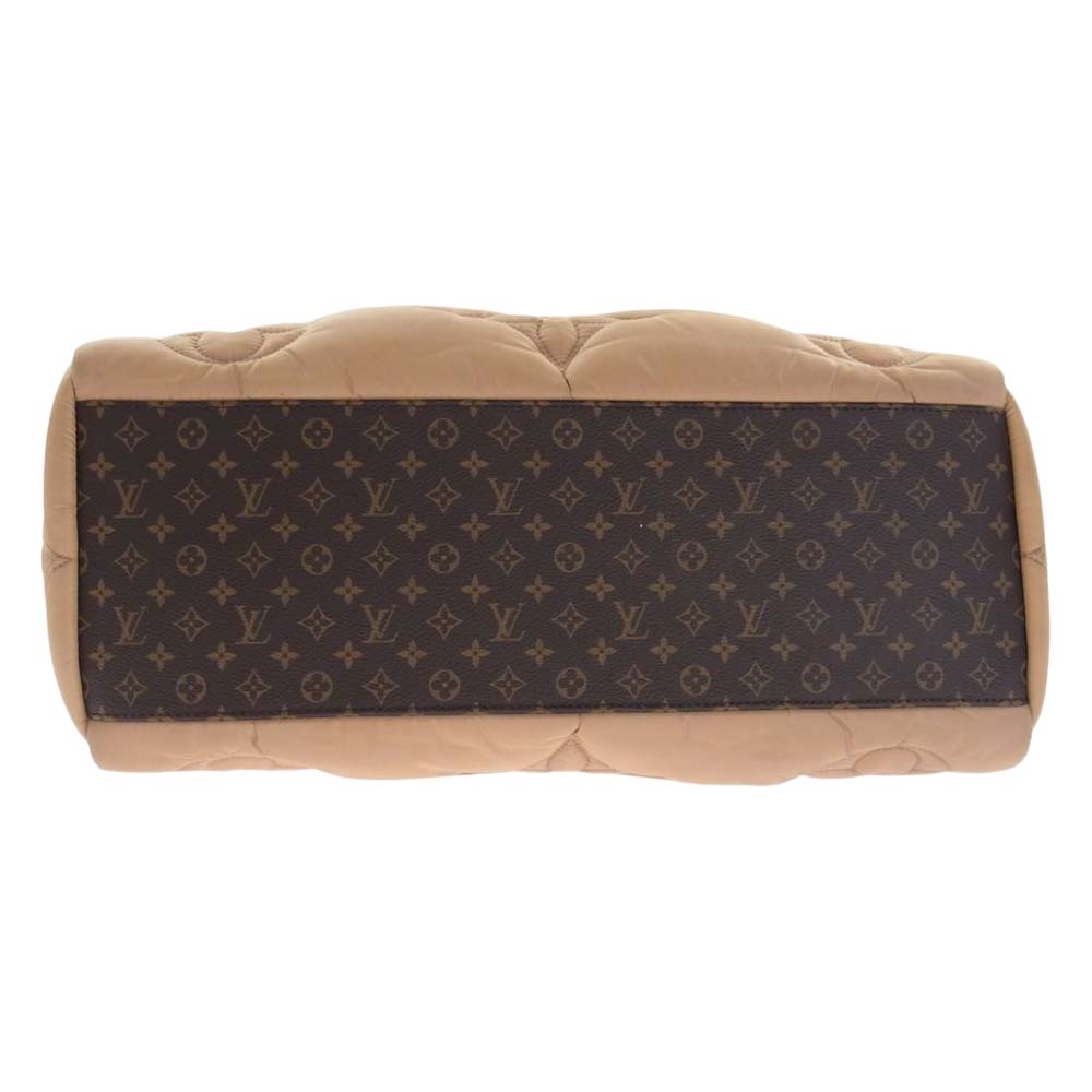 LOUIS VUITTON ルイ・ヴィトン M59007 モノグラム Vピロー オンザゴーGM リサイクルナイロン キャンバス ハンド バッグ ベージュ系【中古】