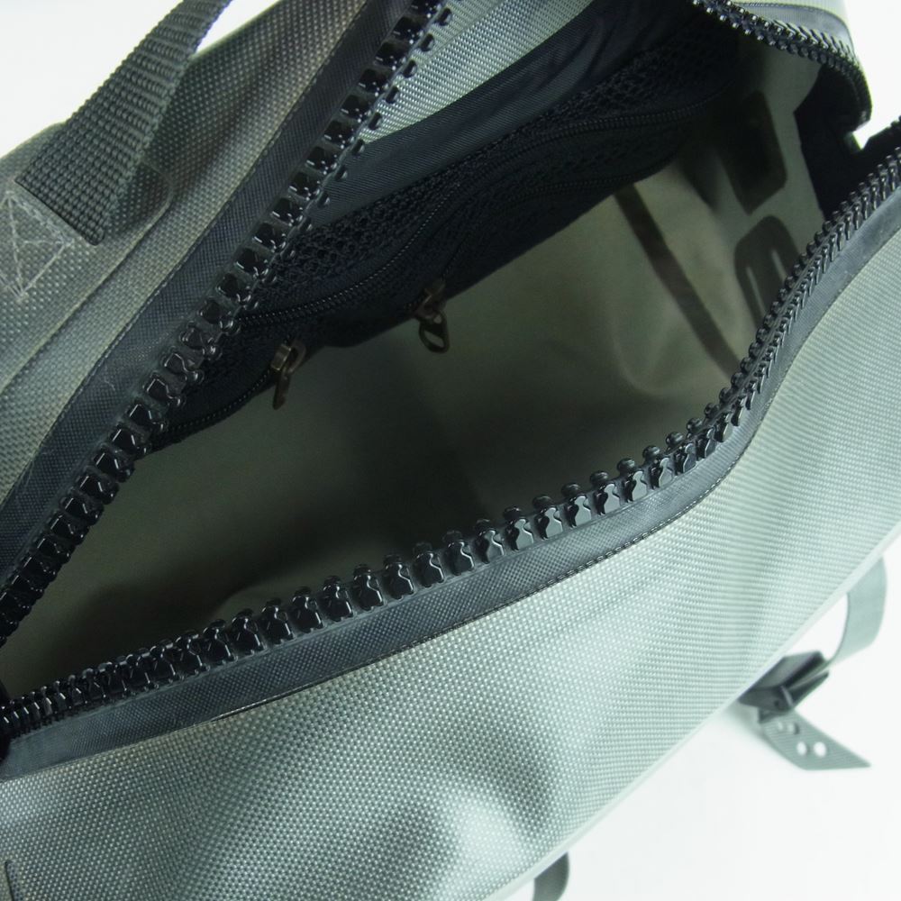 patagonia パタゴニア STORMFRONT HIP PACK ストームフロント ヒップ パック ウエスト バッグ ナイロン 中国製 グレー系【中古】