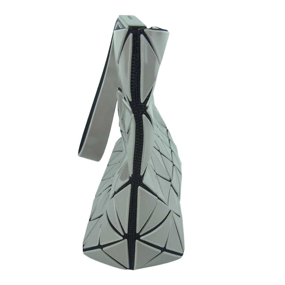 ISSEY MIYAKE イッセイミヤケ BB41-AG581 BAOBAO バオバオ クラッチバッグ セカンドバッグ ポーチ グレー系【極上美品】【中古】