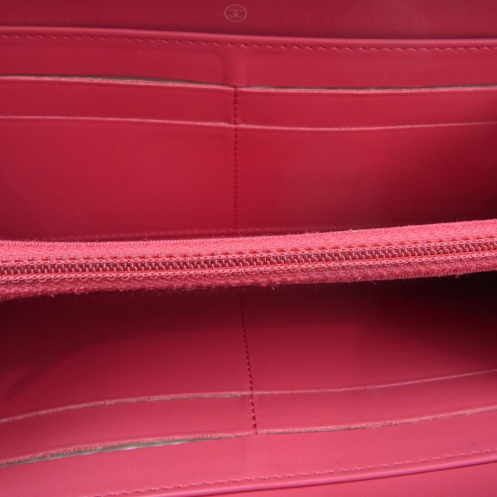 CHANEL シャネル ブリリアント マトラッセ パテントレザー ココマーク 財布 ウォレット ピンク系【中古】