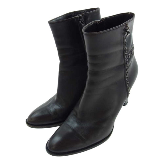 CHANEL シャネル ココマークチャーム付 チェーン ショート ブーツ  ダークブラウン系 37【中古】