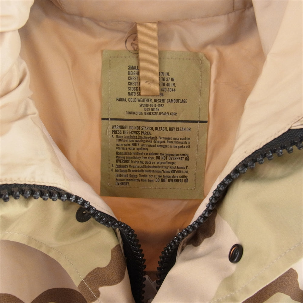 ユーエス アーミー 2005年製 3COLOR DESART CAMO GORE-TEX PARKA ゴアテックス デザートカモ ECWCS ジャケット　 ベージュ系 S SMALL-REGULAR【中古】