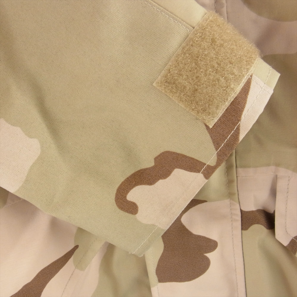 ユーエス アーミー 2005年製 3COLOR DESART CAMO GORE-TEX PARKA ゴアテックス デザートカモ ECWCS ジャケット　 ベージュ系 S SMALL-REGULAR【中古】