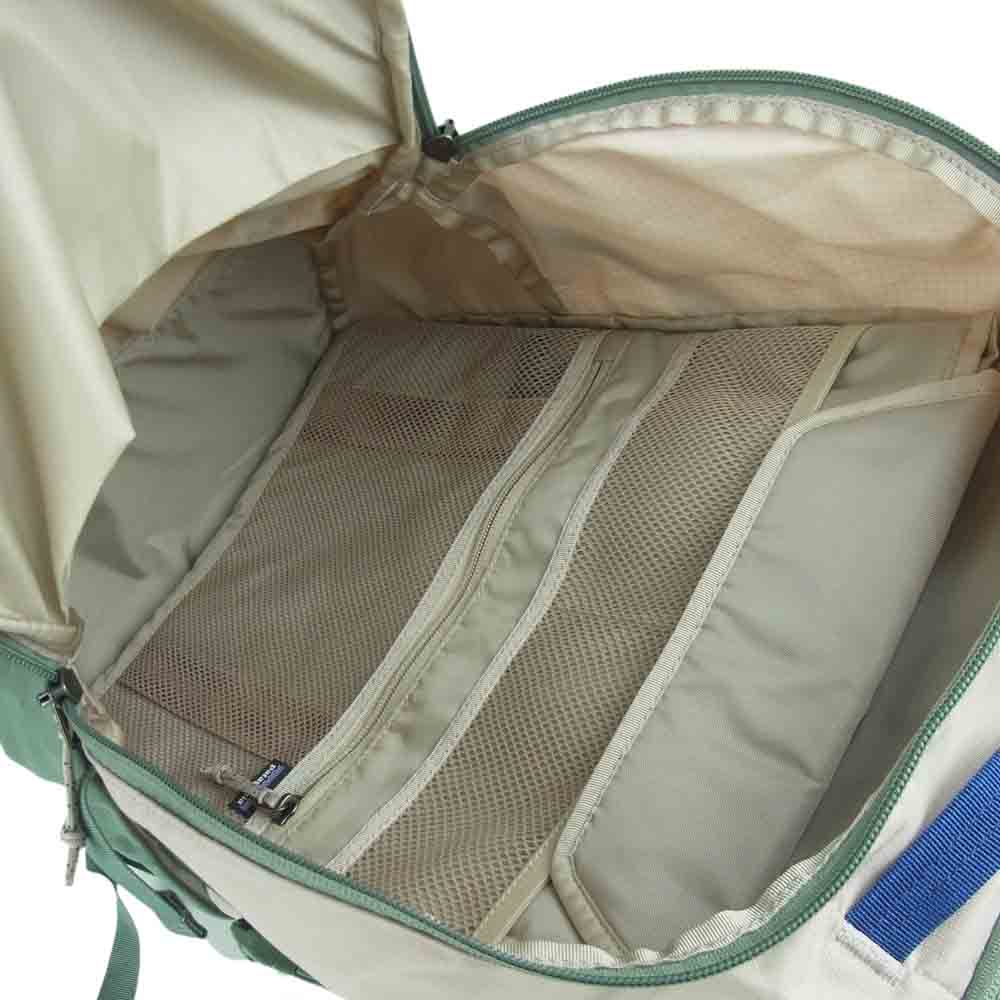 patagonia パタゴニア 22AW 47928 Refugio Day Pack レフュジオ デイパック リュック バックパック ベージュ系 グリーン系 ONE SIZE【美品】【中古】